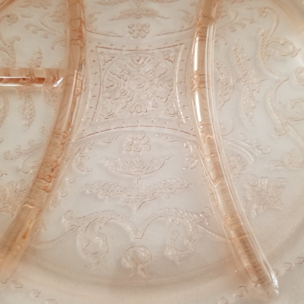 Depression Federal Glass Madrid Pink Relish Dish - Picture 2 of 2